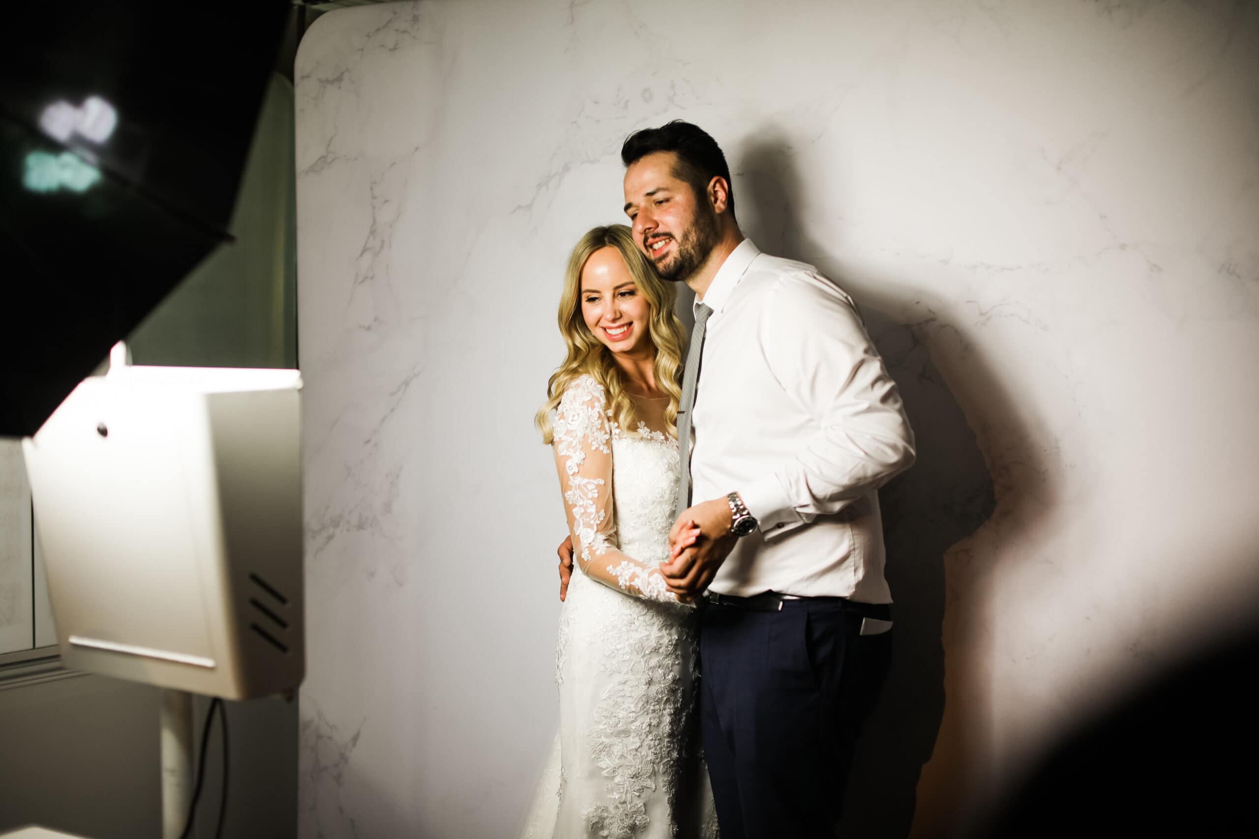 5 Reasons to Include a Photo Booth at Your Wedding